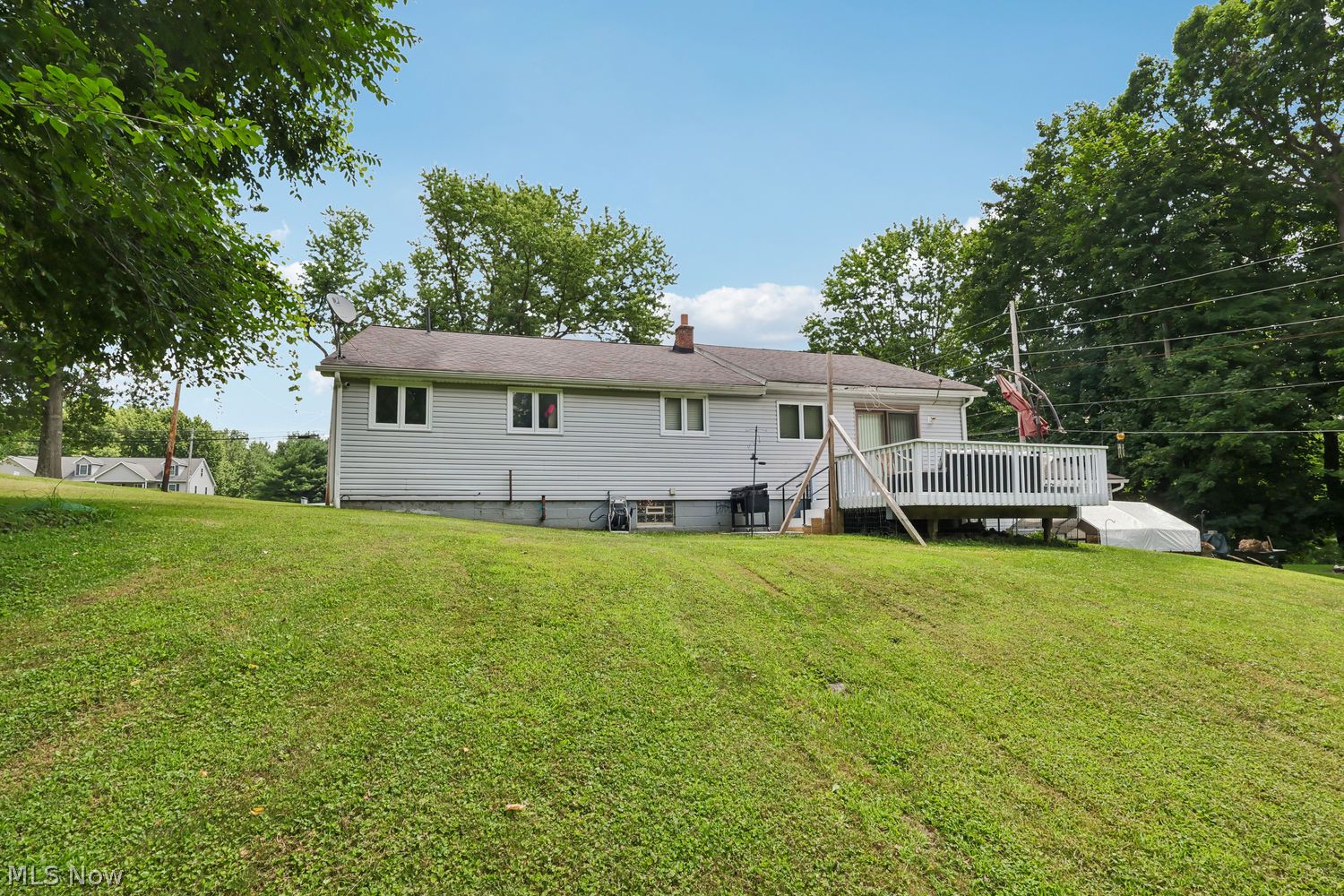2572 S Hubbard Road Lowellville OH 44436