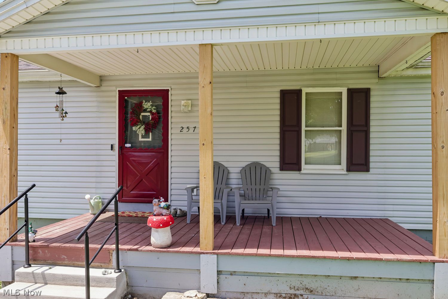 2572 S Hubbard Road Lowellville OH 44436