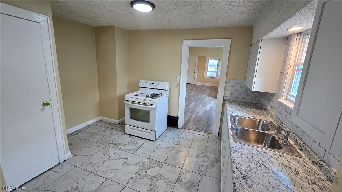 1246 Allendale Avenue Akron OH 44306