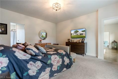 5705 Shadow Ridge Circle NW North Canton OH 44720