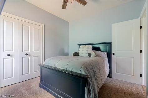 5705 Shadow Ridge Circle NW North Canton OH 44720