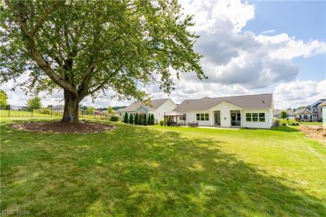 5705 Shadow Ridge Circle NW North Canton OH 44720