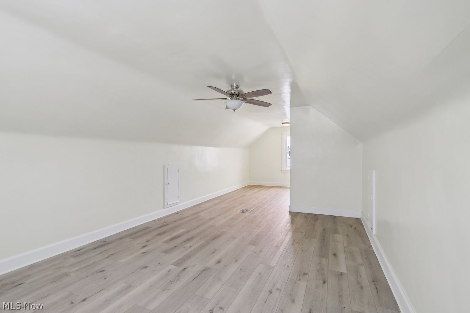 863 Pasadena Avenue Youngstown OH 44502