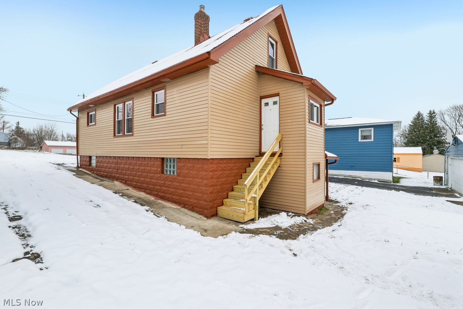 863 Pasadena Avenue Youngstown OH 44502