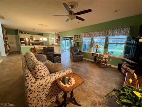 13171 Barrington Drive Grafton OH 44044