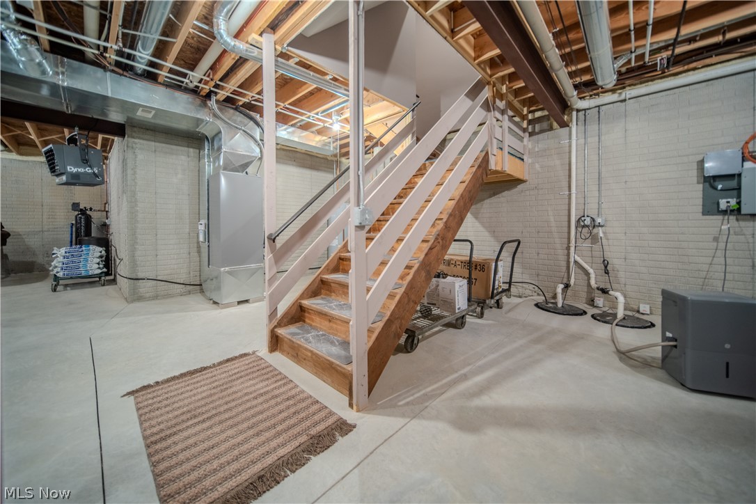 5615 Laubert Road Atwater OH 44201