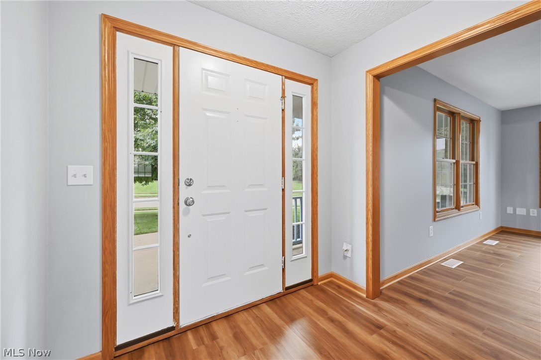 908 Sand Lot Circle Louisville OH 44641