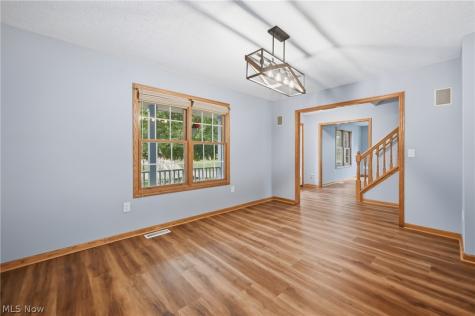 908 Sand Lot Circle Louisville OH 44641