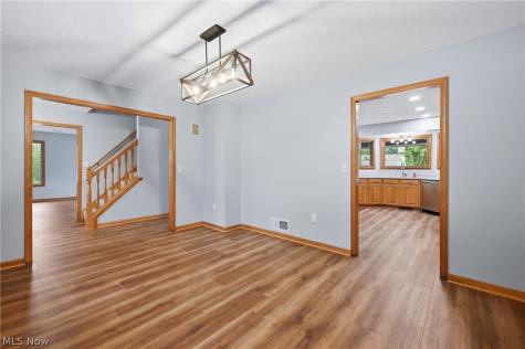 908 Sand Lot Circle Louisville OH 44641
