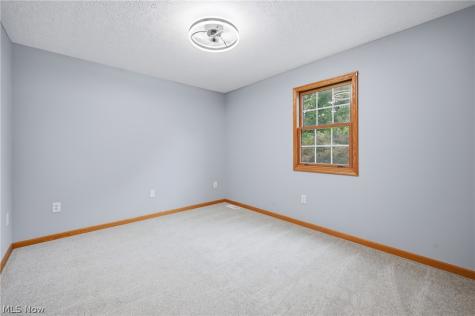 908 Sand Lot Circle Louisville OH 44641