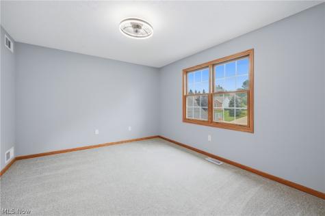 908 Sand Lot Circle Louisville OH 44641