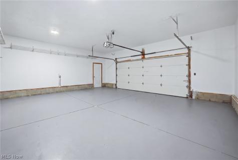 908 Sand Lot Circle Louisville OH 44641