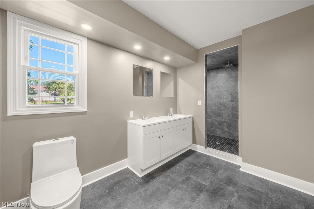 6031 Woodcrest Avenue NE Canton OH 44721