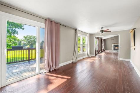 6031 Woodcrest Avenue NE Canton OH 44721