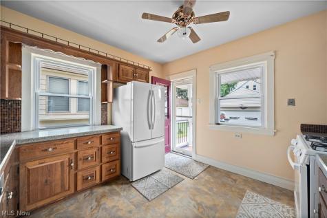 1440 Westwood Avenue Lakewood OH 44107
