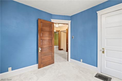 1440 Westwood Avenue Lakewood OH 44107
