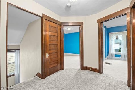 1440 Westwood Avenue Lakewood OH 44107