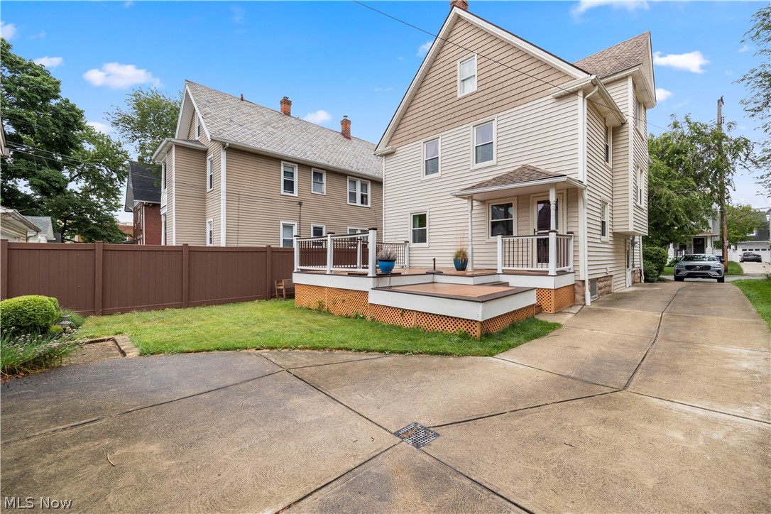 1440 Westwood Avenue Lakewood OH 44107
