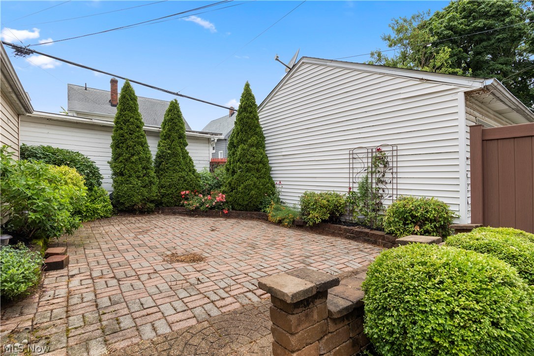 1440 Westwood Avenue Lakewood OH 44107