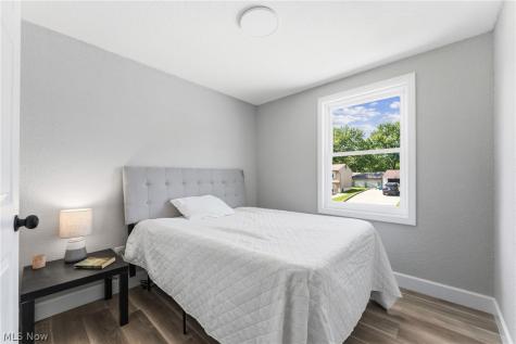 78 Summerberry Lane Niles OH 44446
