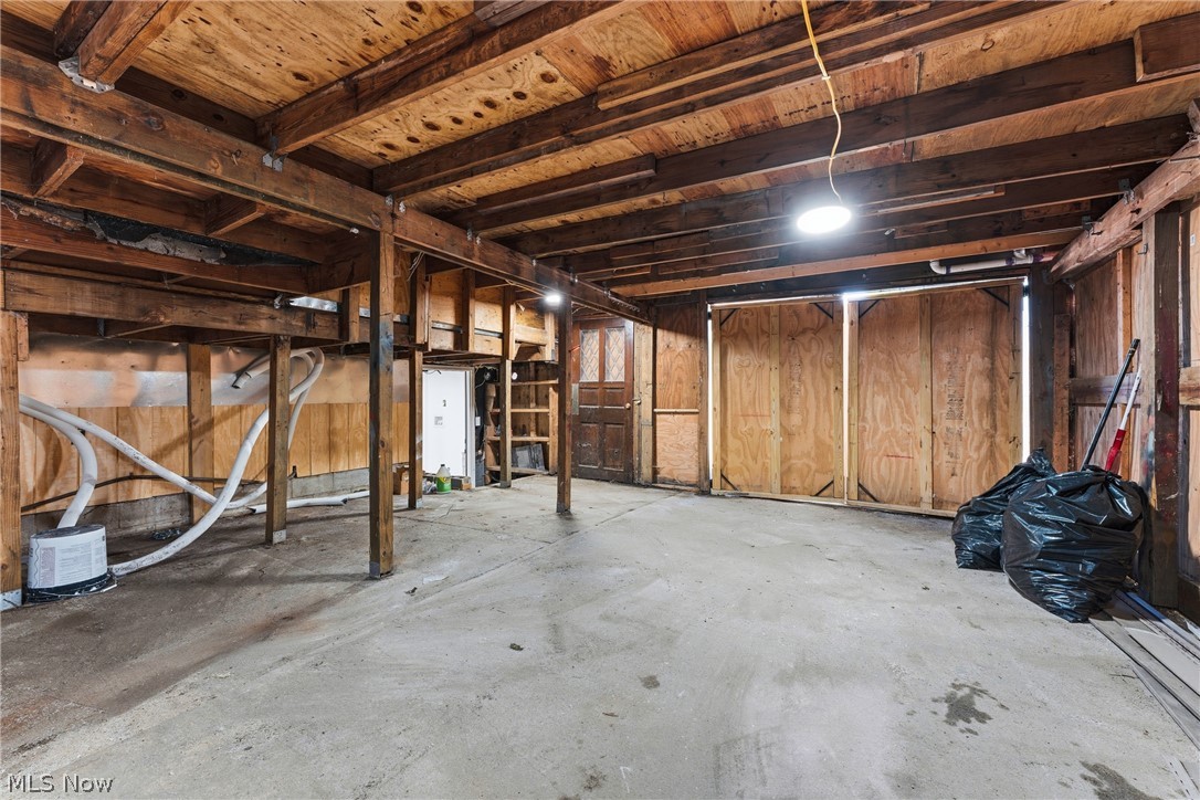 78 Summerberry Lane Niles OH 44446