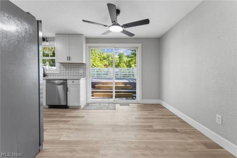 78 Summerberry Lane Niles OH 44446