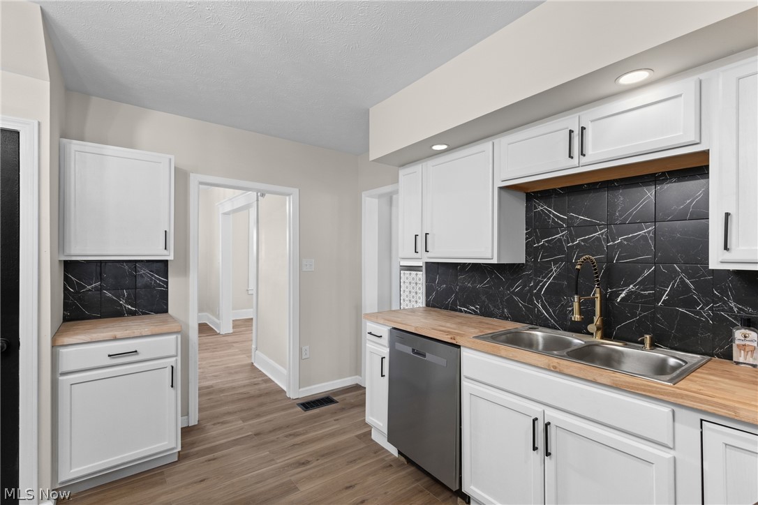 725 S 4th Street Martins Ferry OH 43935