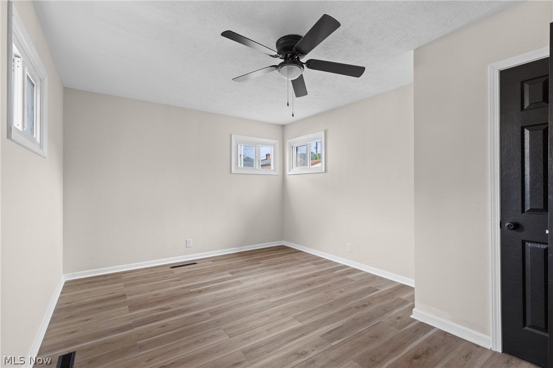 725 S 4th Street Martins Ferry OH 43935