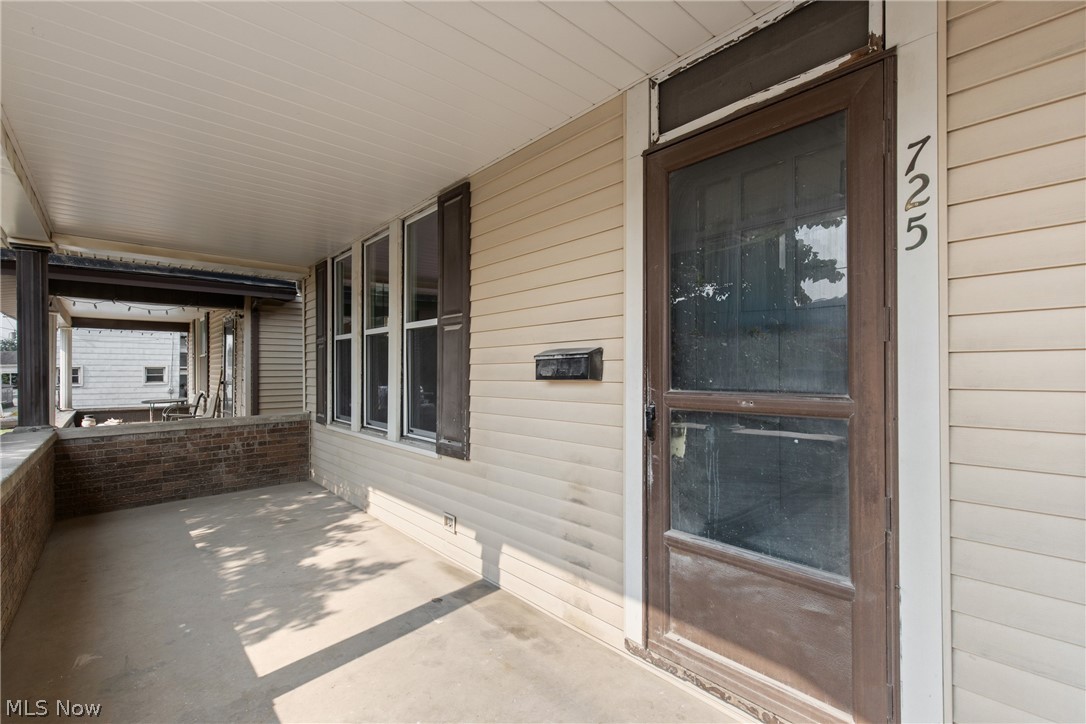 725 S 4th Street Martins Ferry OH 43935