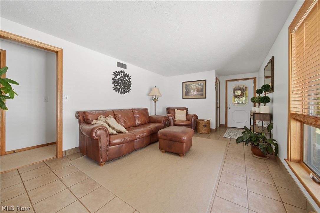 5629 N Island Drive NW Canton OH 44718