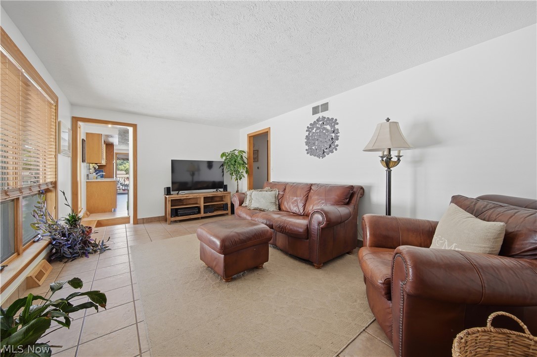 5629 N Island Drive NW Canton OH 44718