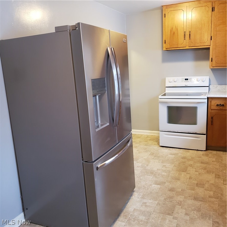 5411 Columbus Road NE Louisville OH 44641