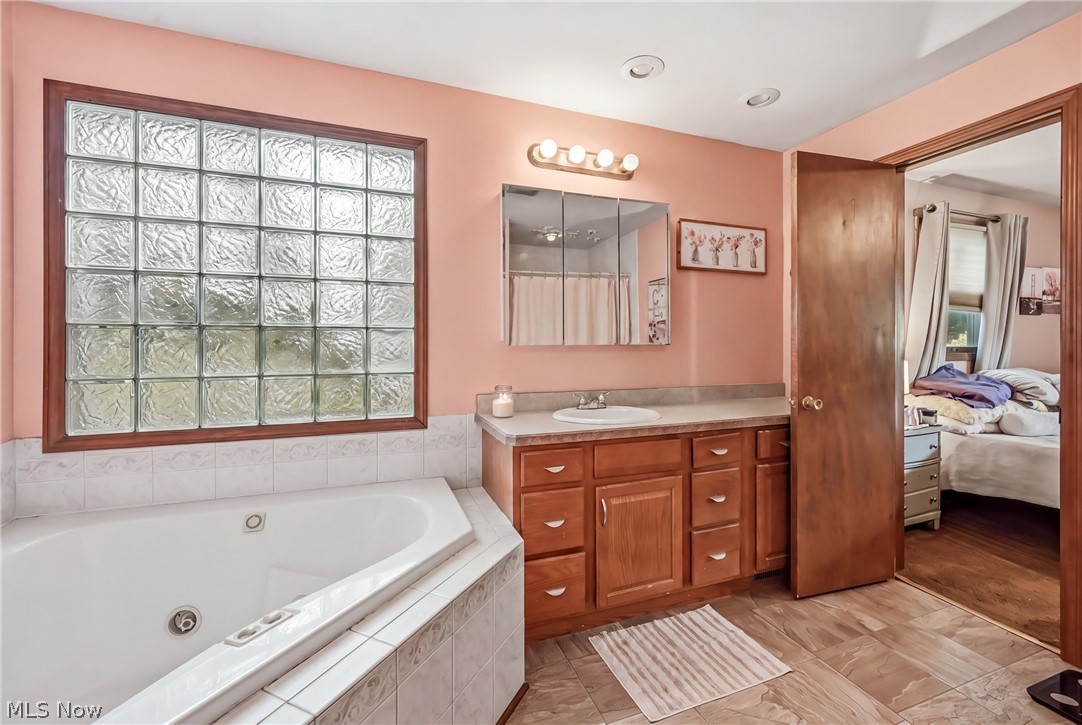 1187 Southridge Drive Salem OH 44460