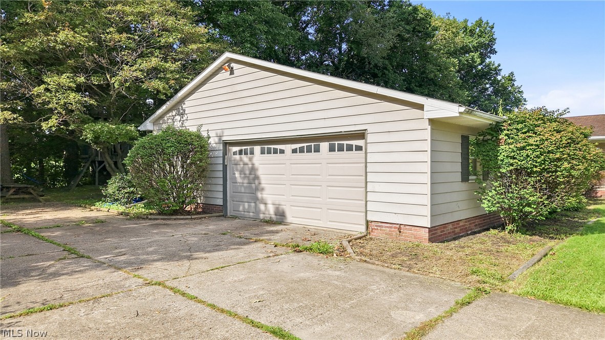 1187 Southridge Drive Salem OH 44460