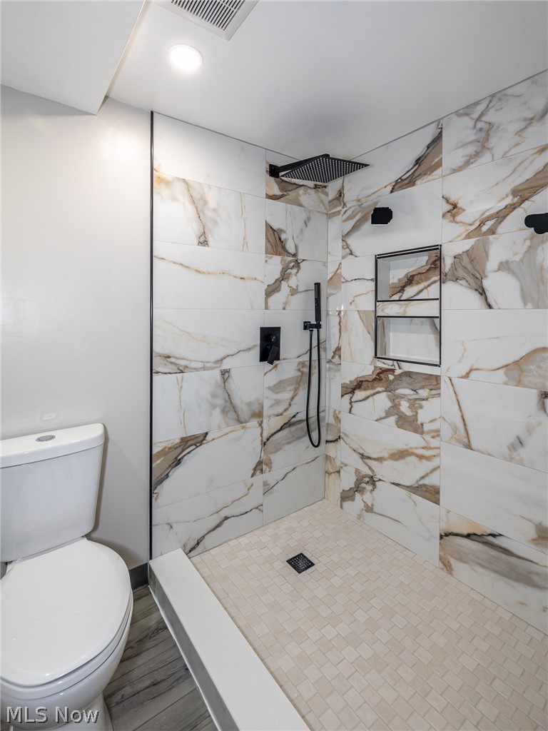15497 Hummel Road Brook Park OH 44142
