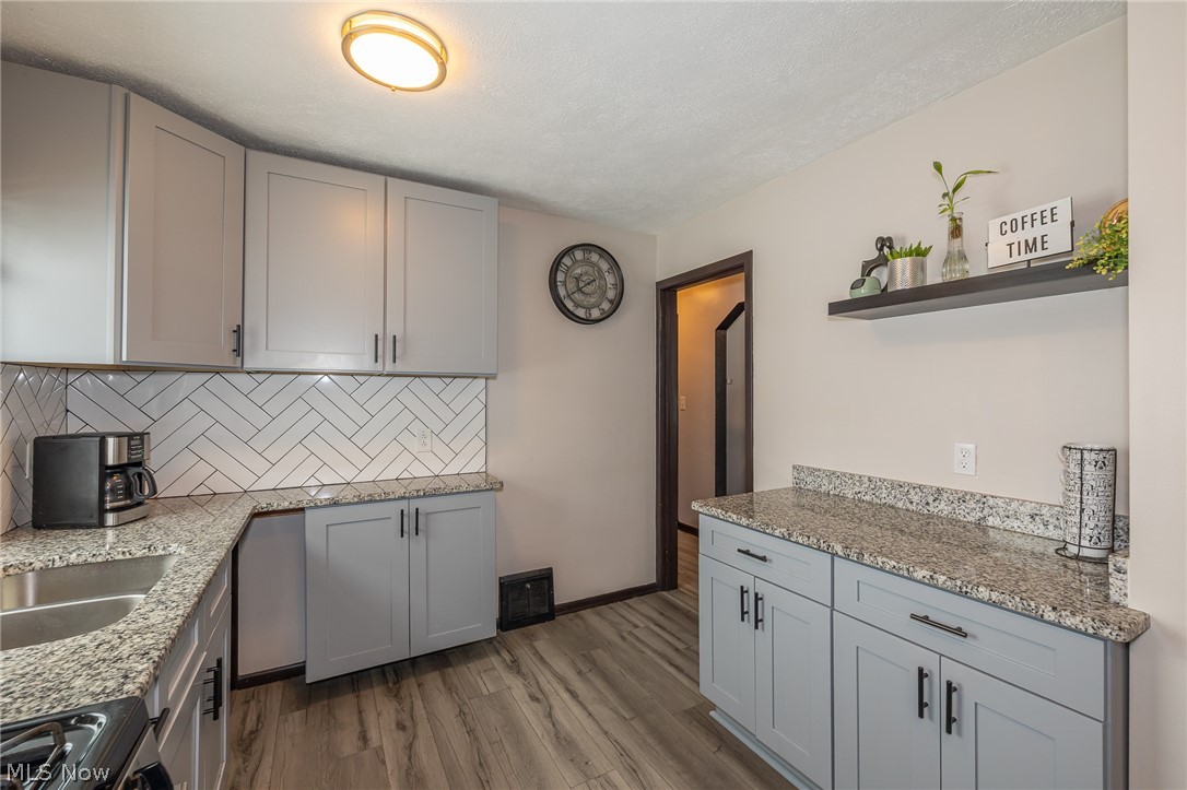 15497 Hummel Road Brook Park OH 44142