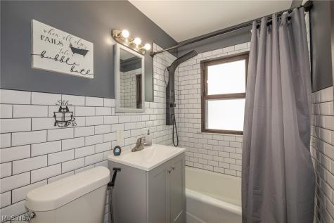 15497 Hummel Road Brook Park OH 44142