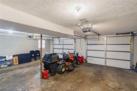 6727 Amsel Avenue NE Canton OH 44721