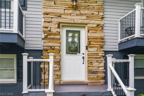 6727 Amsel Avenue NE Canton OH 44721