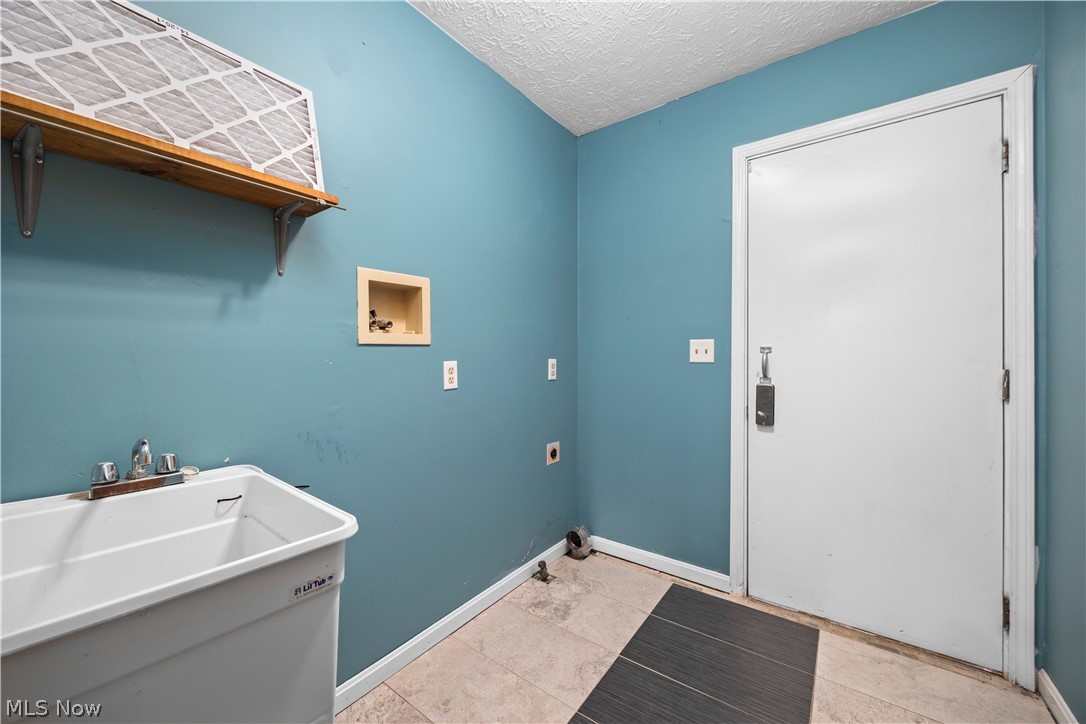 4101 Ivanhoe Drive Lorain OH 44053
