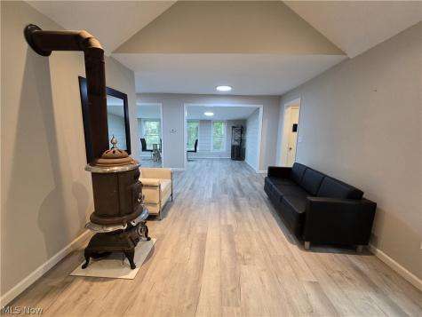 1069 Ghent Road Akron OH 44333