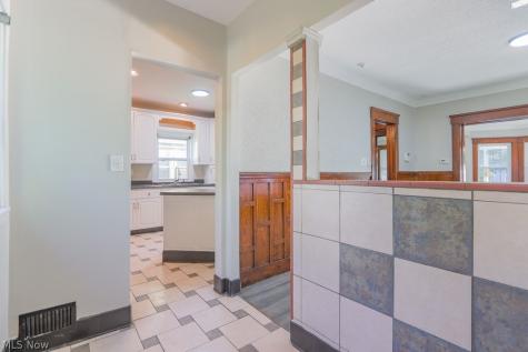 1337 E 84th Street Cleveland OH 44103