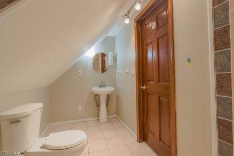 1337 E 84th Street Cleveland OH 44103