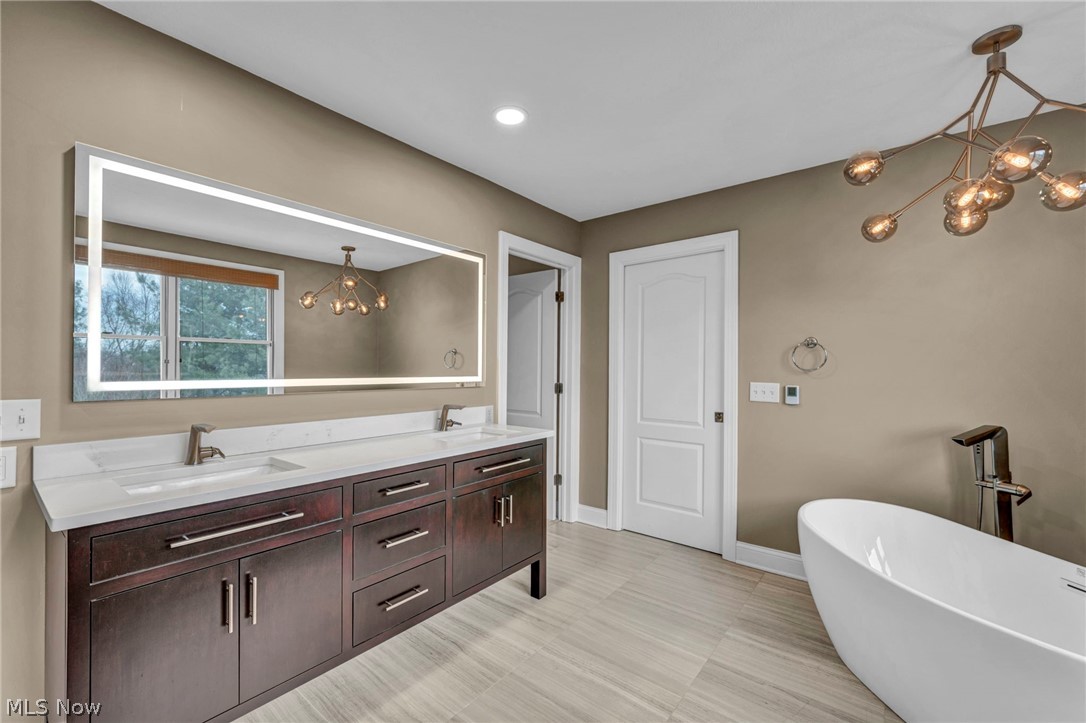 408 Regalstone Lane Copley OH 44321
