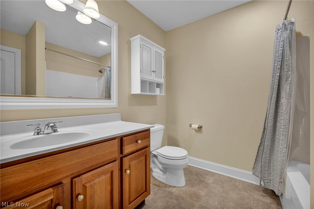 408 Regalstone Lane Copley OH 44321