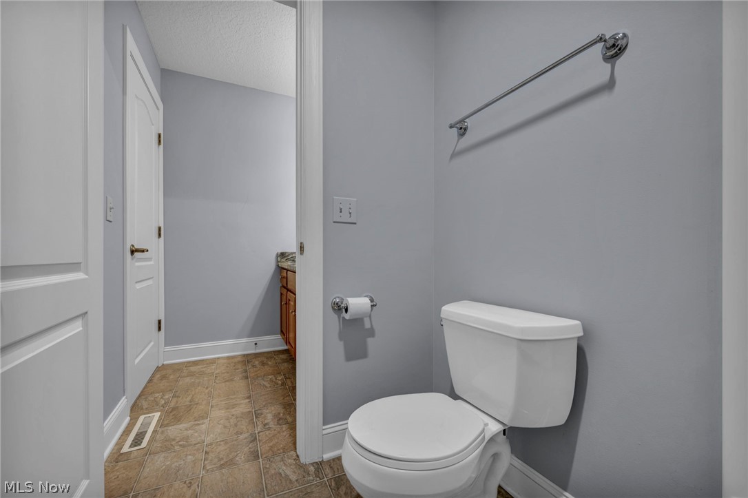 408 Regalstone Lane Copley OH 44321