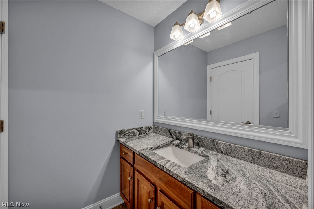 408 Regalstone Lane Copley OH 44321