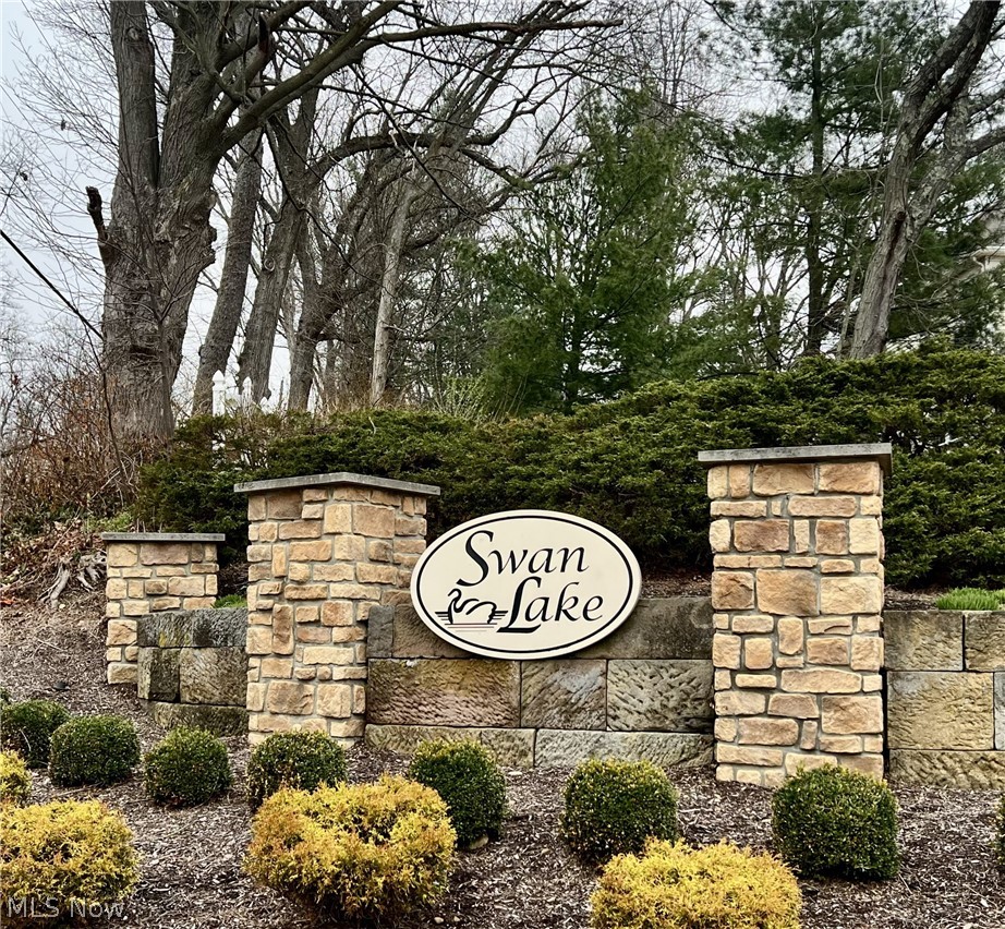 408 Regalstone Lane Copley OH 44321