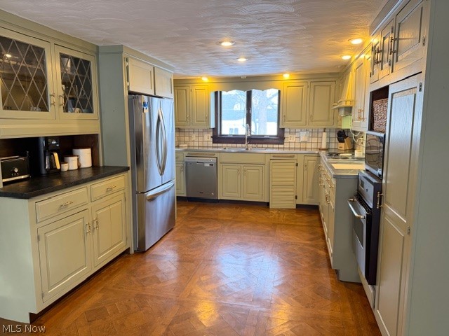 152 E Main Street New London OH 44851