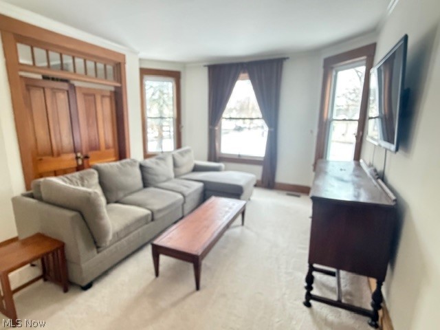 152 E Main Street New London OH 44851